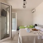 La Rimunda Among Greenery 奥特朗托