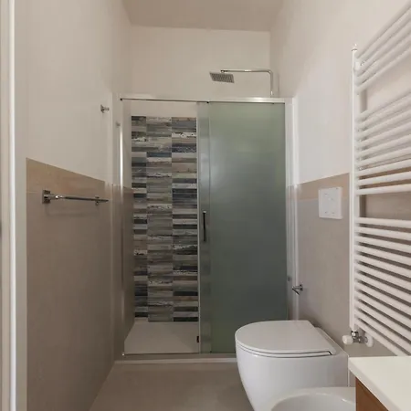 La Reimunda Among Greenery Nyaraló *