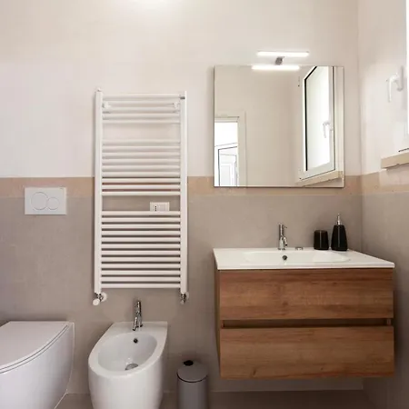 Nyaraló La Reimunda Among Greenery *