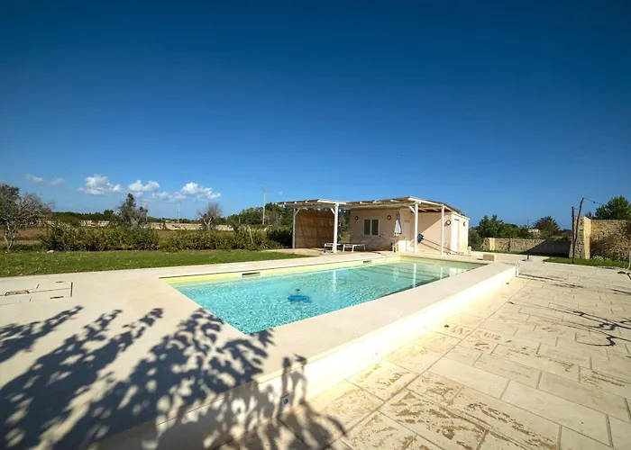 La Reimunda Among Greenery